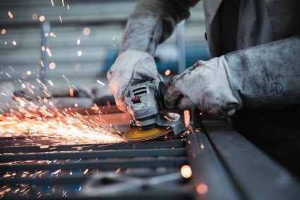 Crearían aranceles de EEUU al acero y aluminio efecto en cadena en sectores de la construcción y exportación de vehículos ligeros