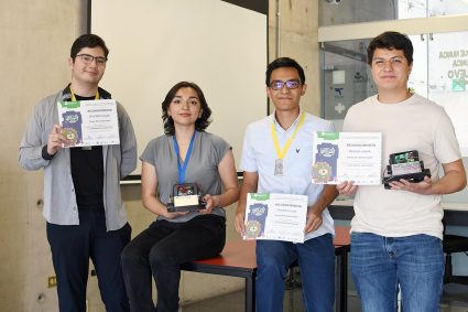 Ganan alumnos de la Universidad Iberoamericana de León concurso de latinoamericano de robótica