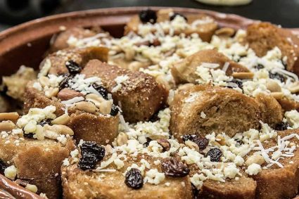 La capirotada: una dulce tradición de la Cuaresma