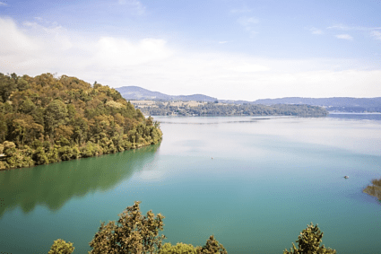 Lago de Zirahuén: el espejo de los dioses en Michoacán